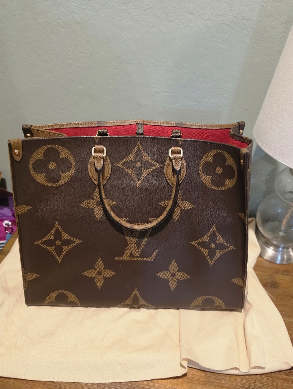 Louis Vuitton OnTheGo GM
